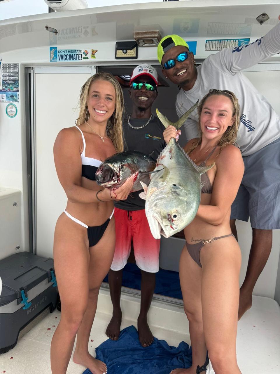 Blue Water Sailing Placencia Belize – Catamaran Tours, Fishing & Island Adventures (14)