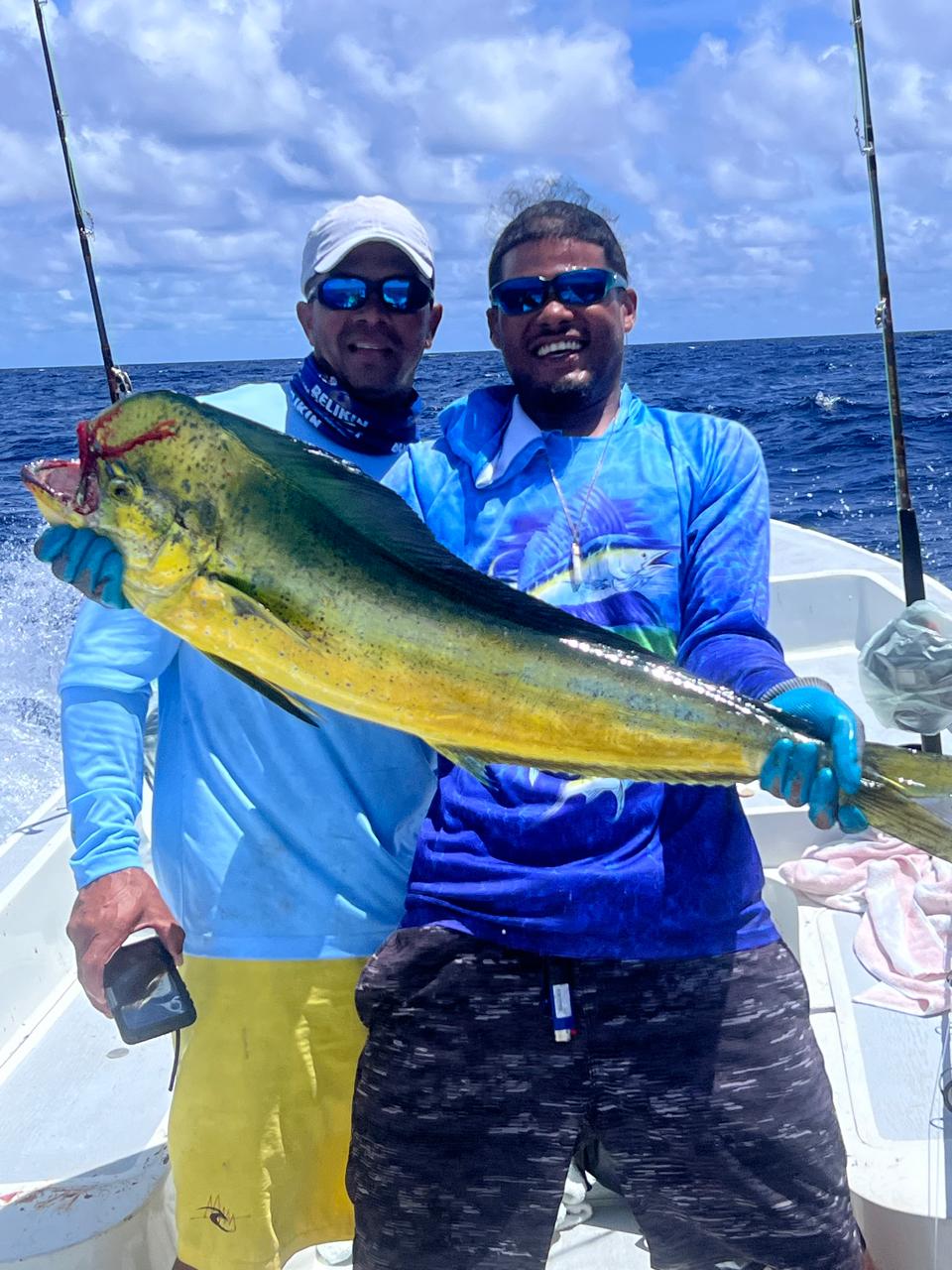 Blue Water Sailing Placencia Belize – Catamaran Tours, Fishing & Island Adventures (31)